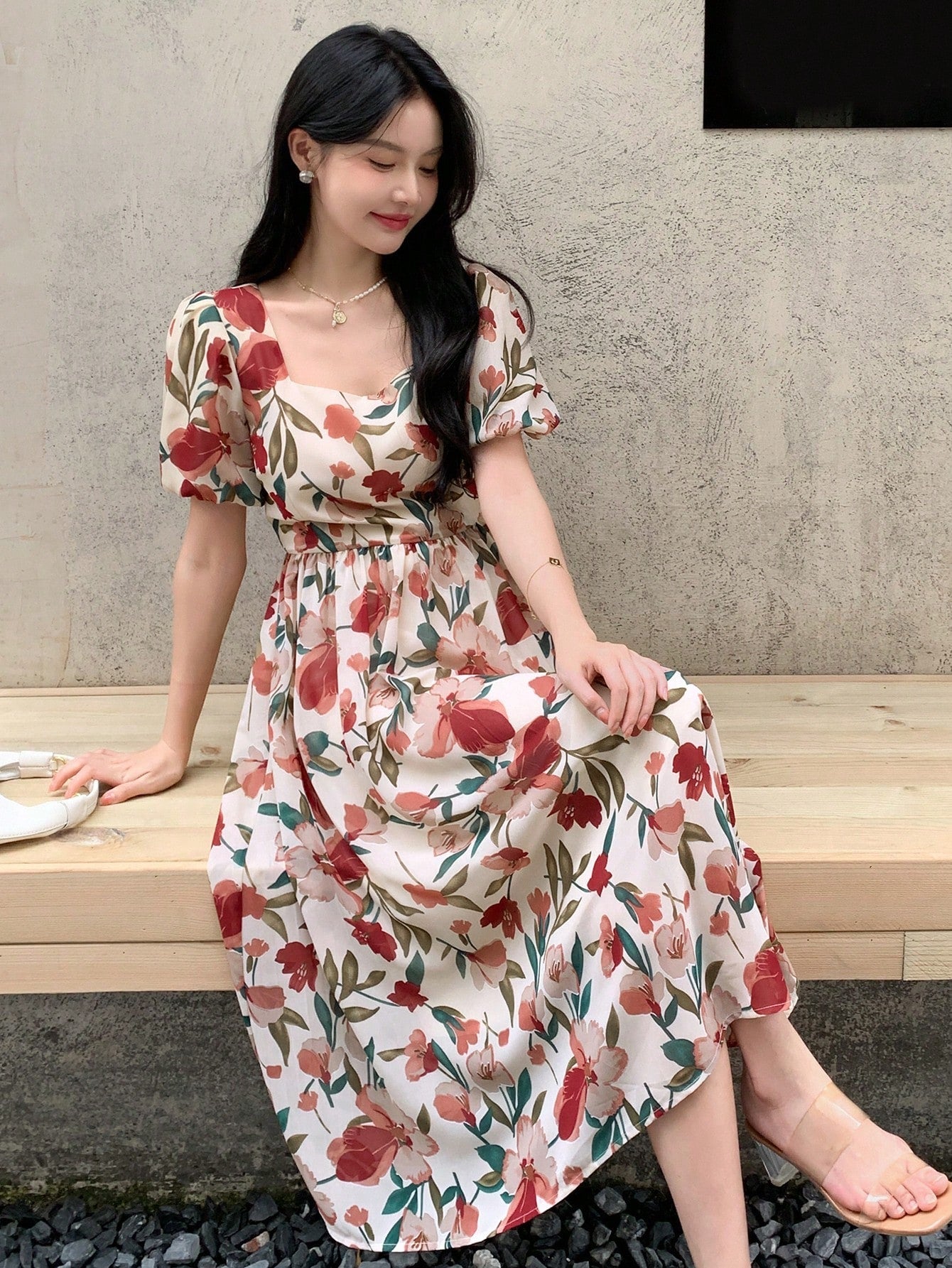 SHEIN Floral Print Puff Sleeve Dress
