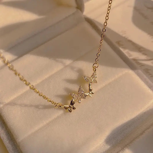 Buy Bling On Jewels Lauren Flutter Necklace in Pakistan