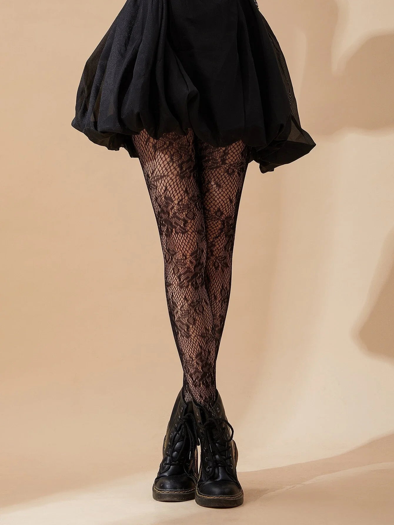 Buy SHEIN Flower Pattern Fishnet Tights in Pakistan