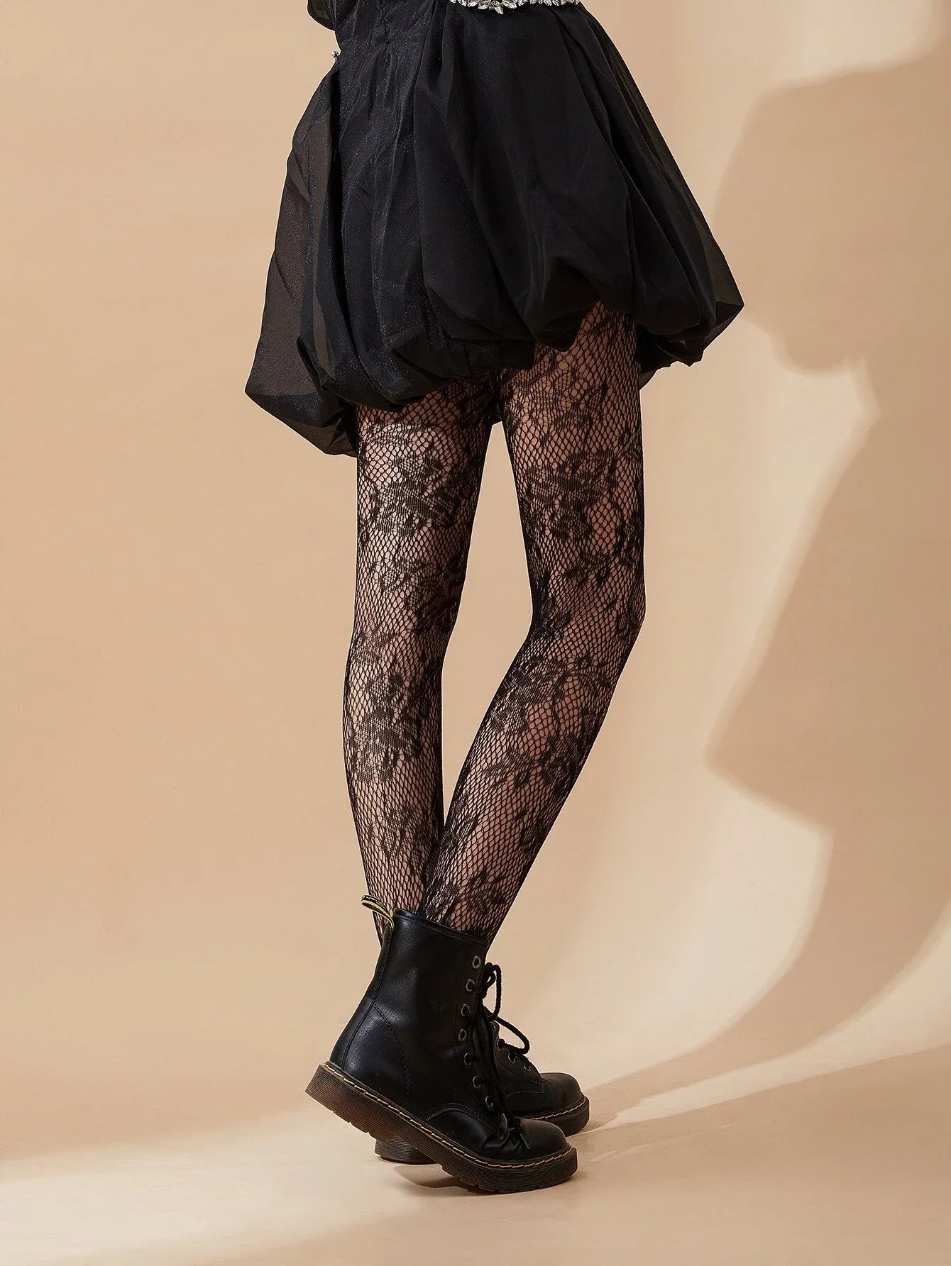 Buy SHEIN Flower Pattern Fishnet Tights in Pakistan