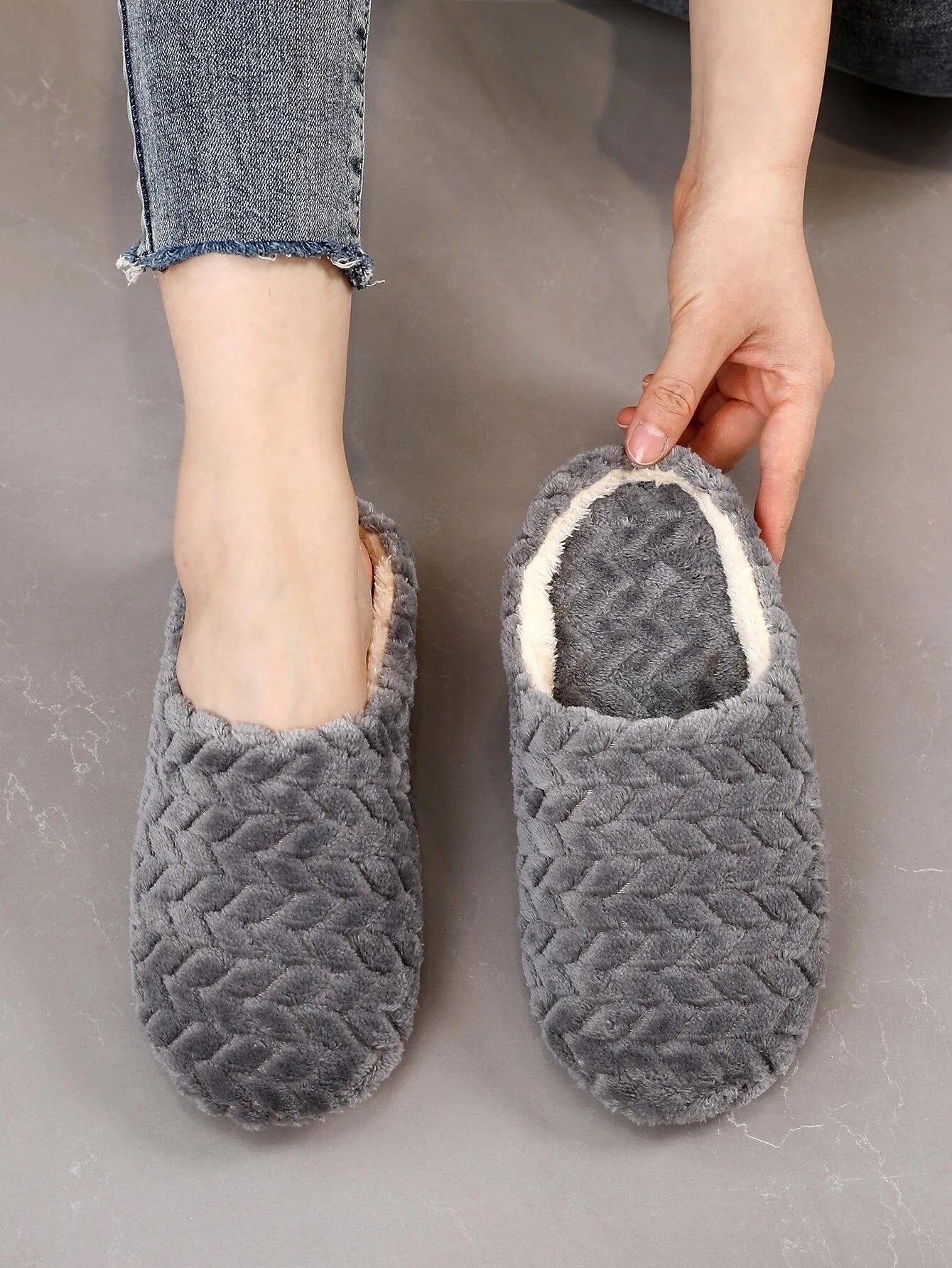 Buy SHEIN Women's Minimalist Textured Fuzzy Bedroom Slippers in Pakistan