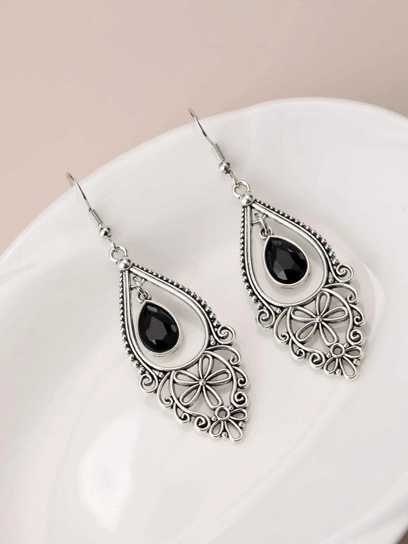 Buy SHEIN EMERY ROSE Hollow Out Water Drop Earrings in Pakistan