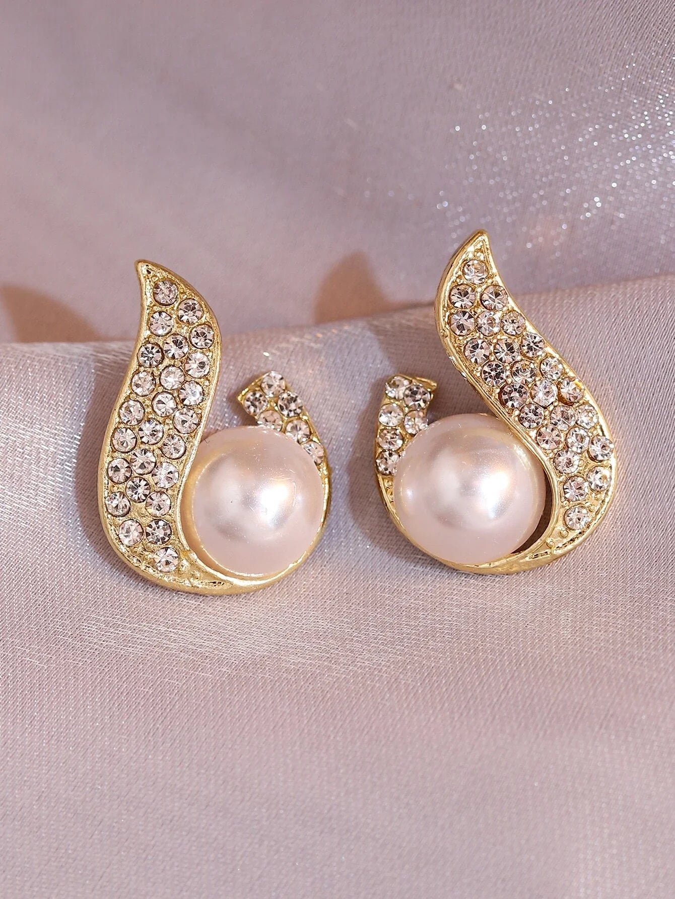 Buy Shein Rhinestone & Faux Pearl Decor Stud Earrings in Pakistan