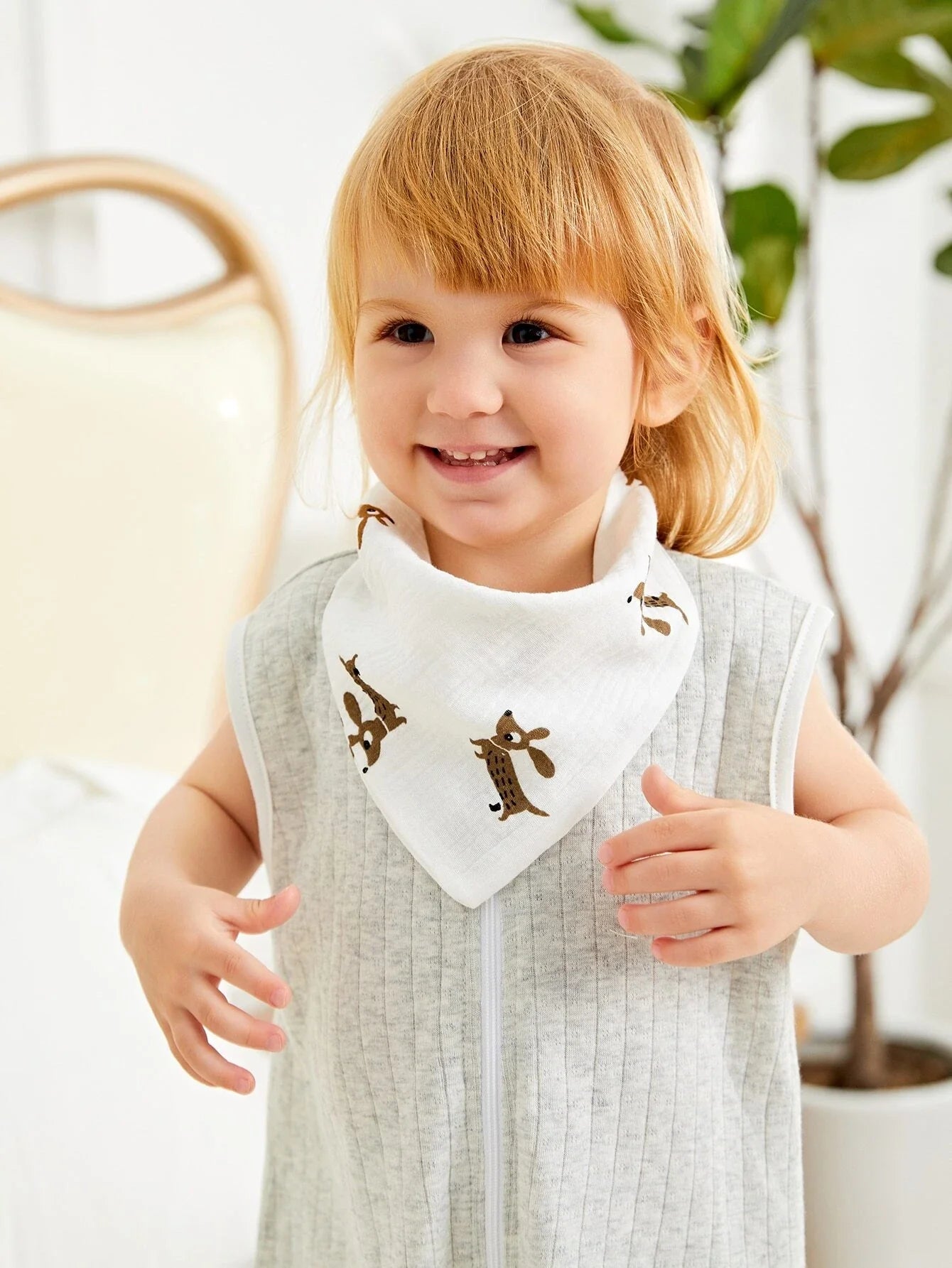 Buy SHEIN 3pcs Baby Cartoon Graphic Bandana Bib in Pakistan