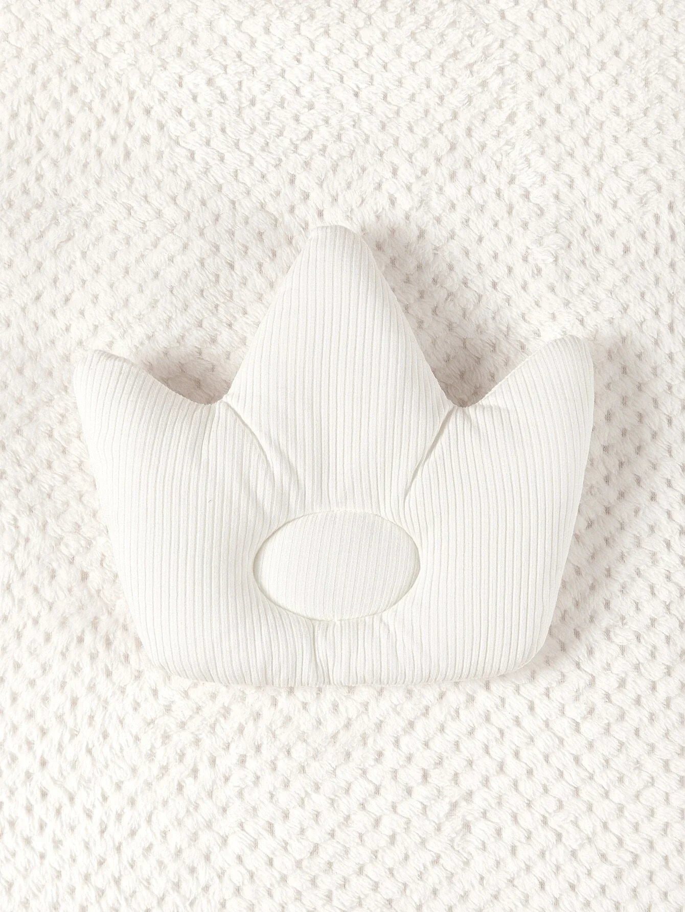 Buy SHEIN 1pc Baby Crown Design Pillow in Pakistan