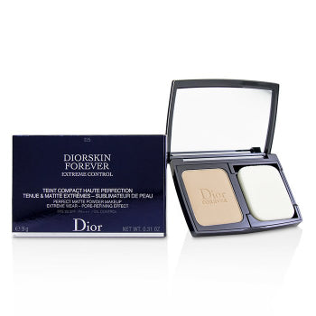 Buy Dior Skin Forever Extreme Control Perfect Matt Powder Makeup - 011 in Pakistan