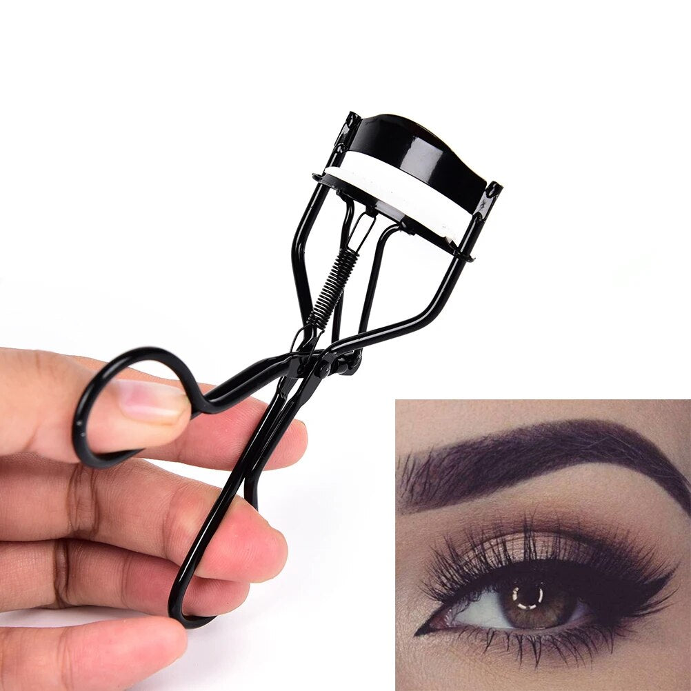 Buy Eyelash Curler in Pakistan