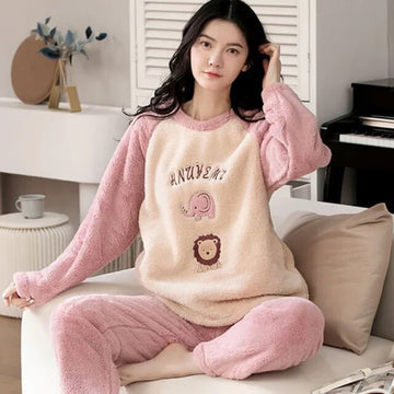 Buy Fleece Long Sleeve Pajama Suit Duffy Lion in Pakistan