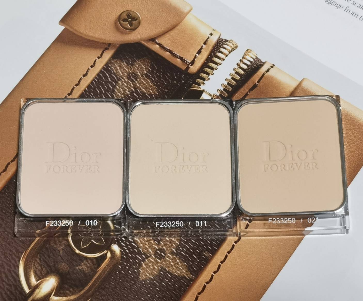 Buy Dior Skin Forever Extreme Control Perfect Matt Powder Makeup - 021 in Pakistan