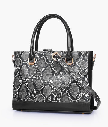 Buy Black snake handbag in Pakistan