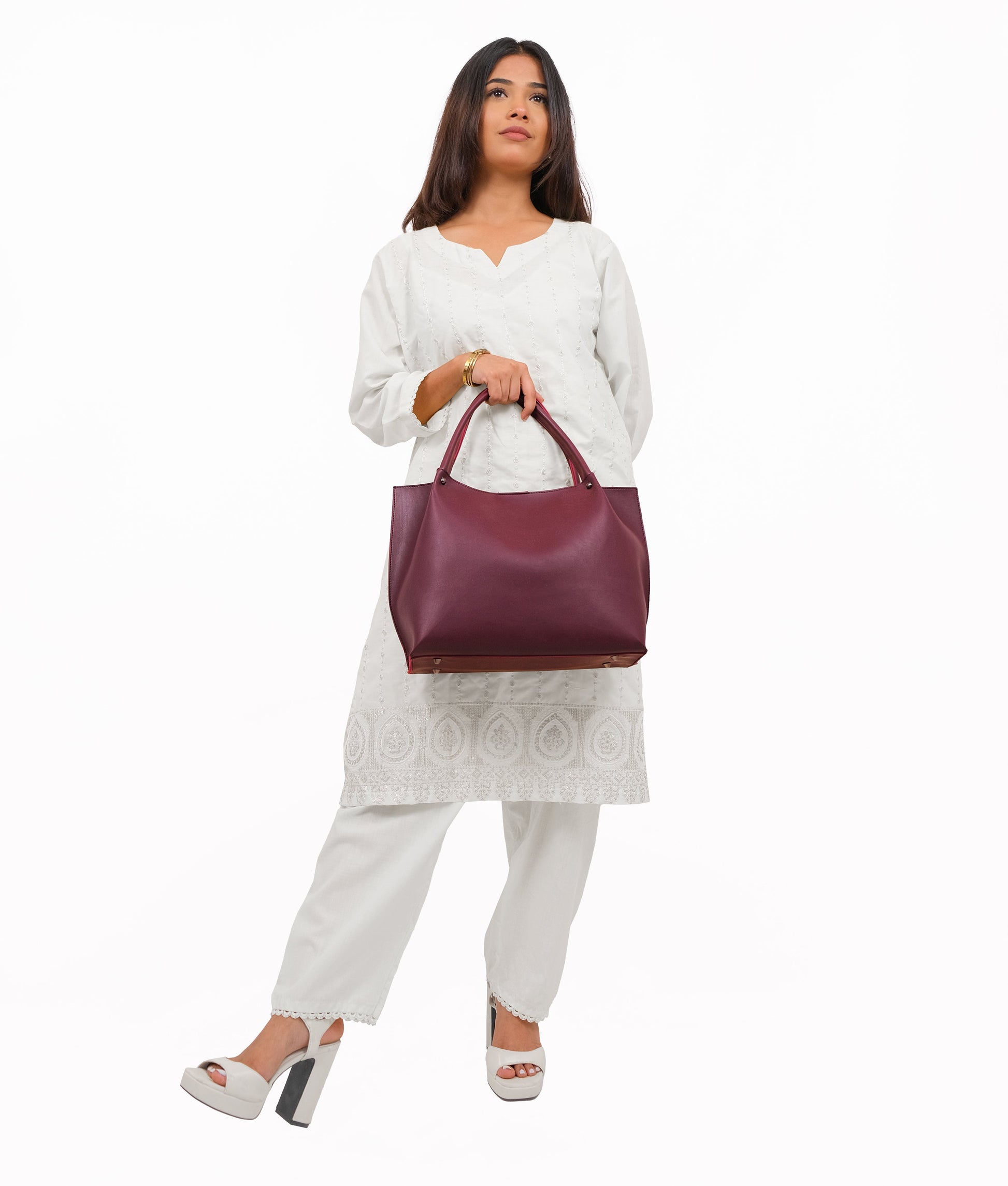 Buy Burgundy tote bag in Pakistan