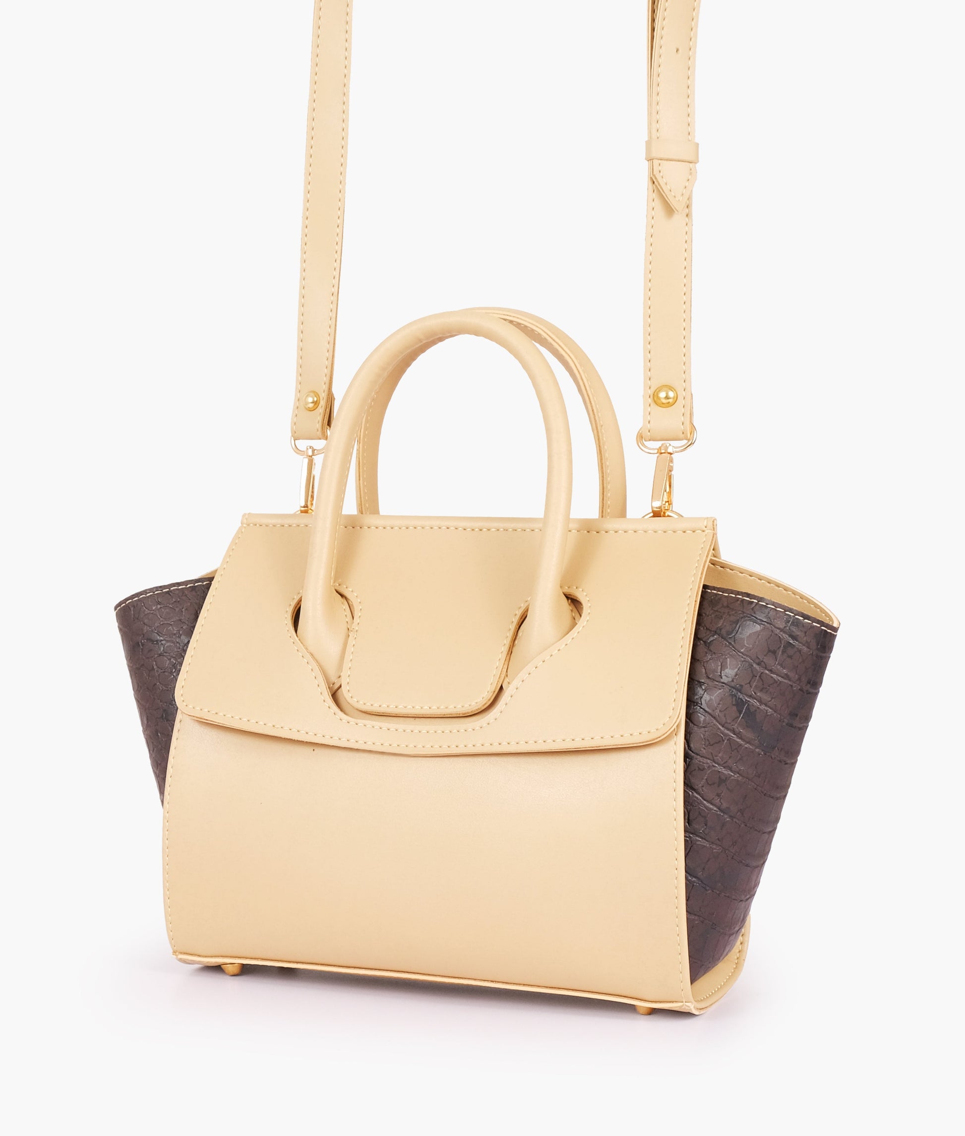 Buy Off-white trapeze handbag in Pakistan