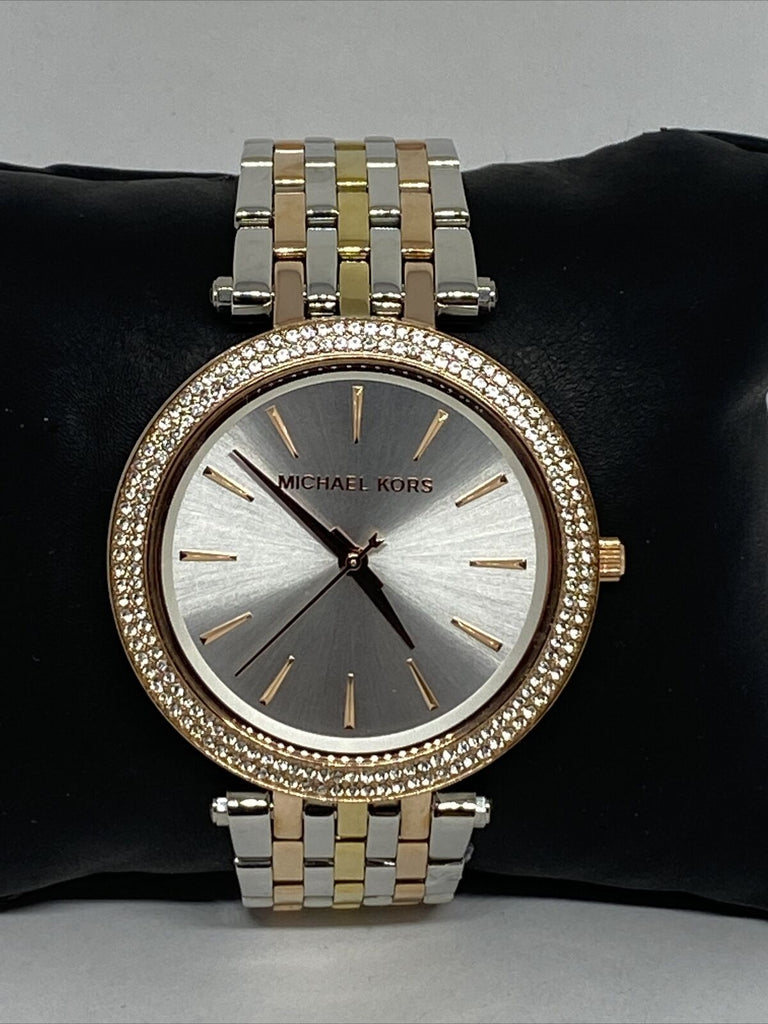 Buy Michael Kors Womens Quartz Stainless Steel Silver Dial 39mm Watch - Mk3203 in Pakistan