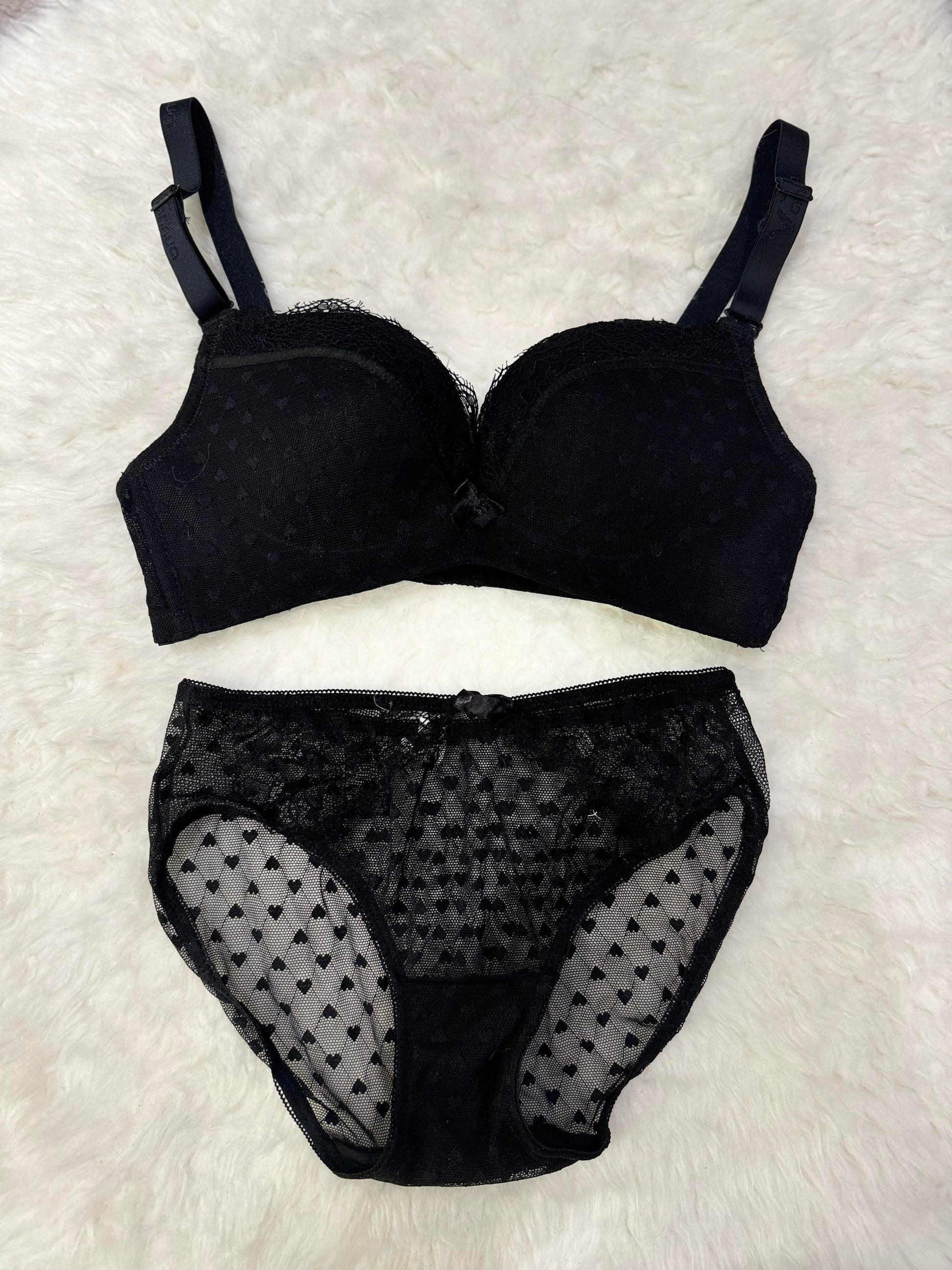 Buy Spandex Padded Bra and Panty Set in Pakistan