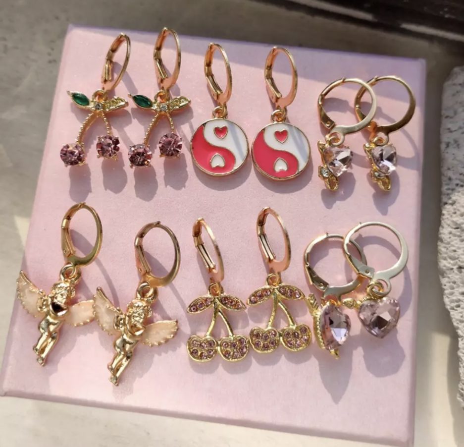 Buy Bling On Jewels Quin Huggies Stacker Earrings - Edition E in Pakistan