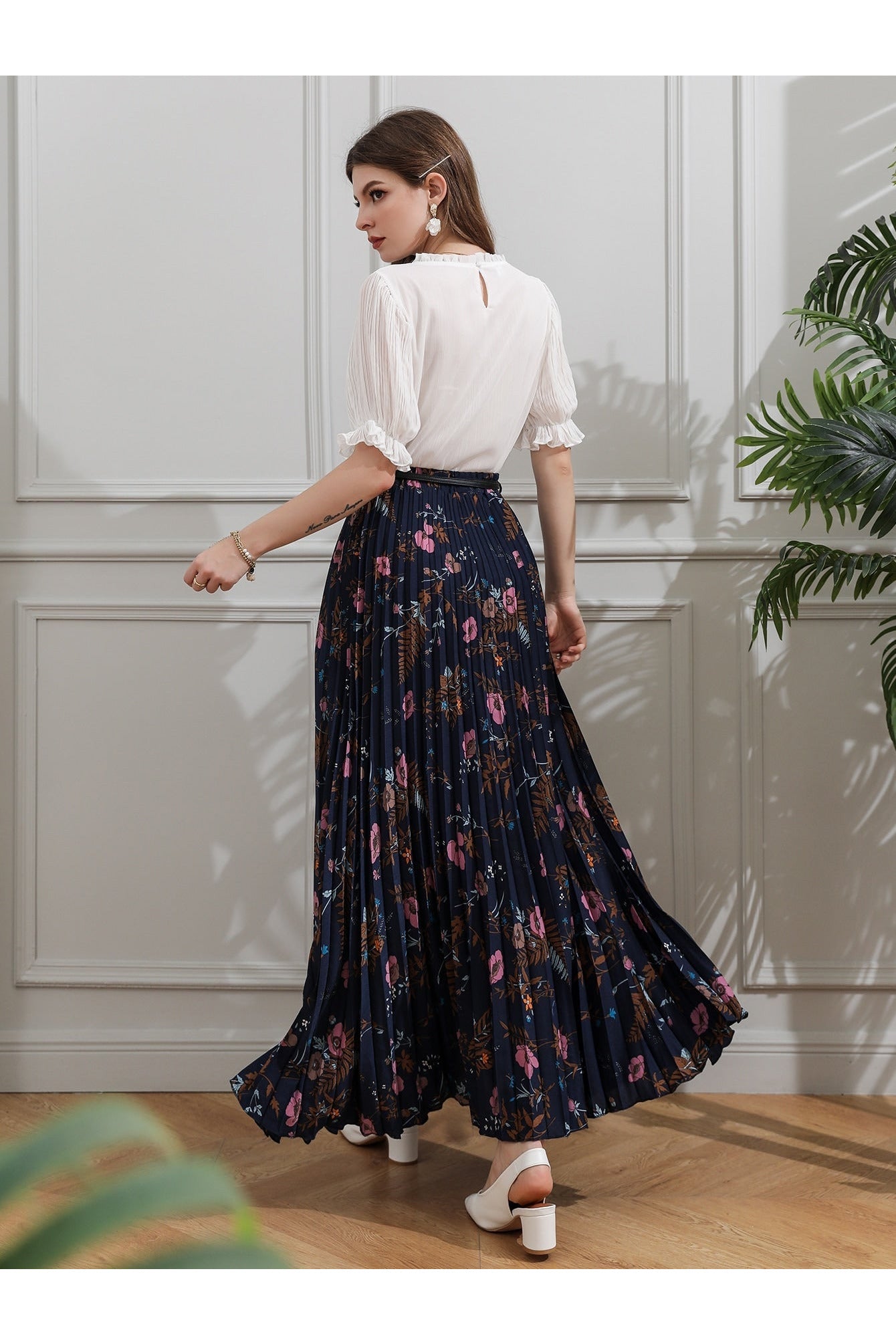 Buy Shein Allover Floral Belted Pleated Skirt - Medium Navy Blue in Pakistan