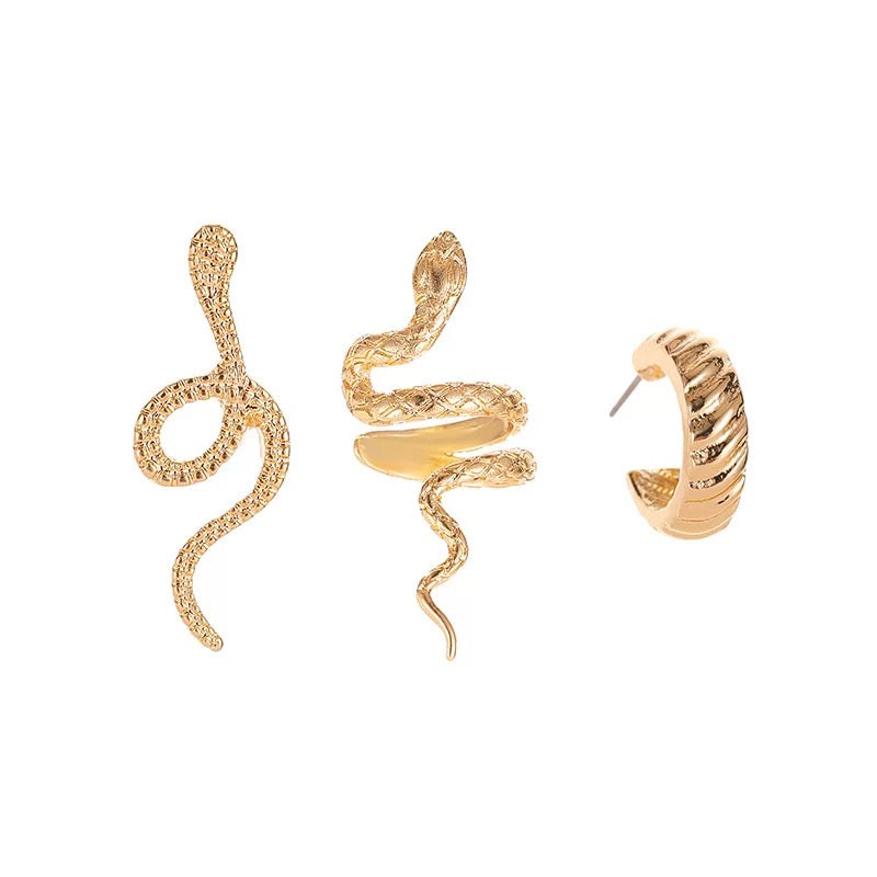 Buy Bling On Jewels Serpente Clampers Earrings - Gold in Pakistan