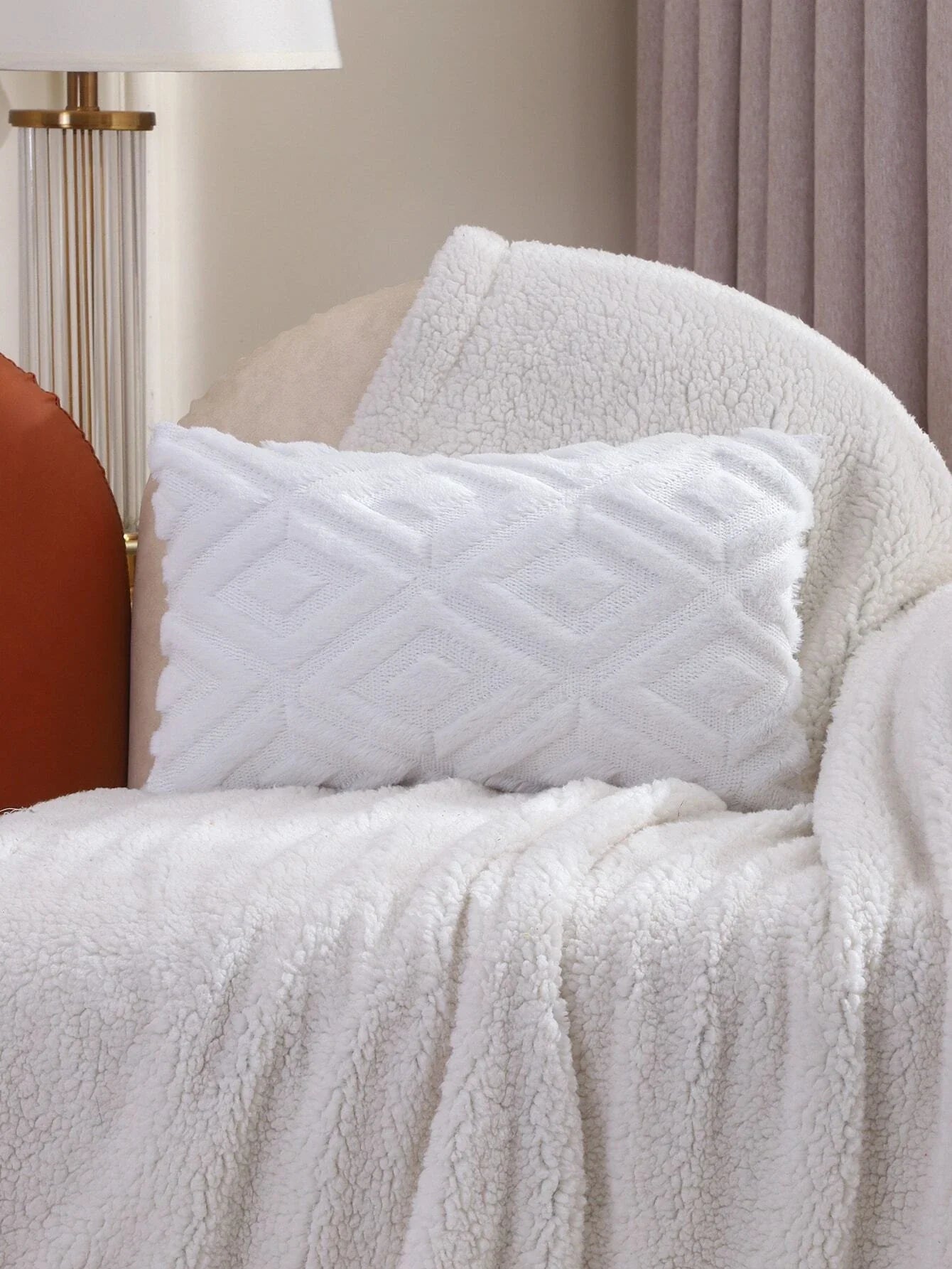 Buy Shein 1pc Geometric Design Cushion Cover Without Filler in Pakistan