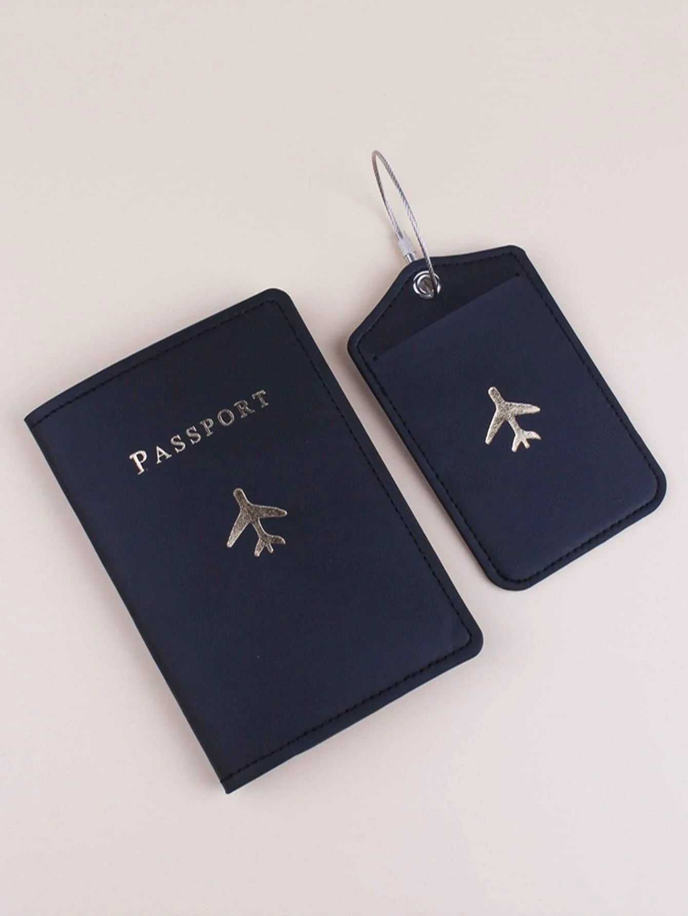 Buy Shein Metallic Airplane & Letter Graphic Passport Case & Luggage Tag in Pakistan