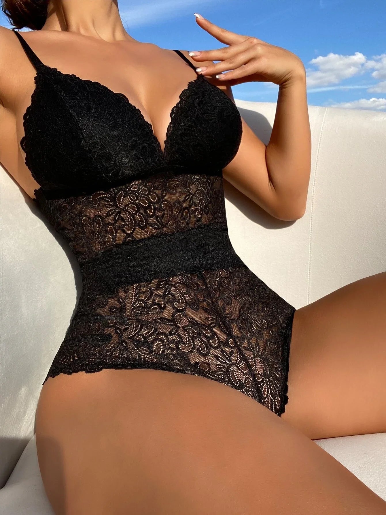 Buy Shein Floral Lace Underwire Lingerie Set in Pakistan
