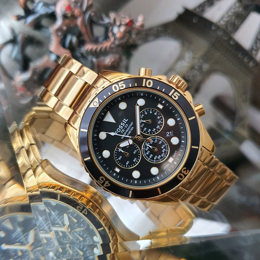 Buy Men's Quartz Gold Stainless Steel Black Dial 46Mm Watch in Pakistan