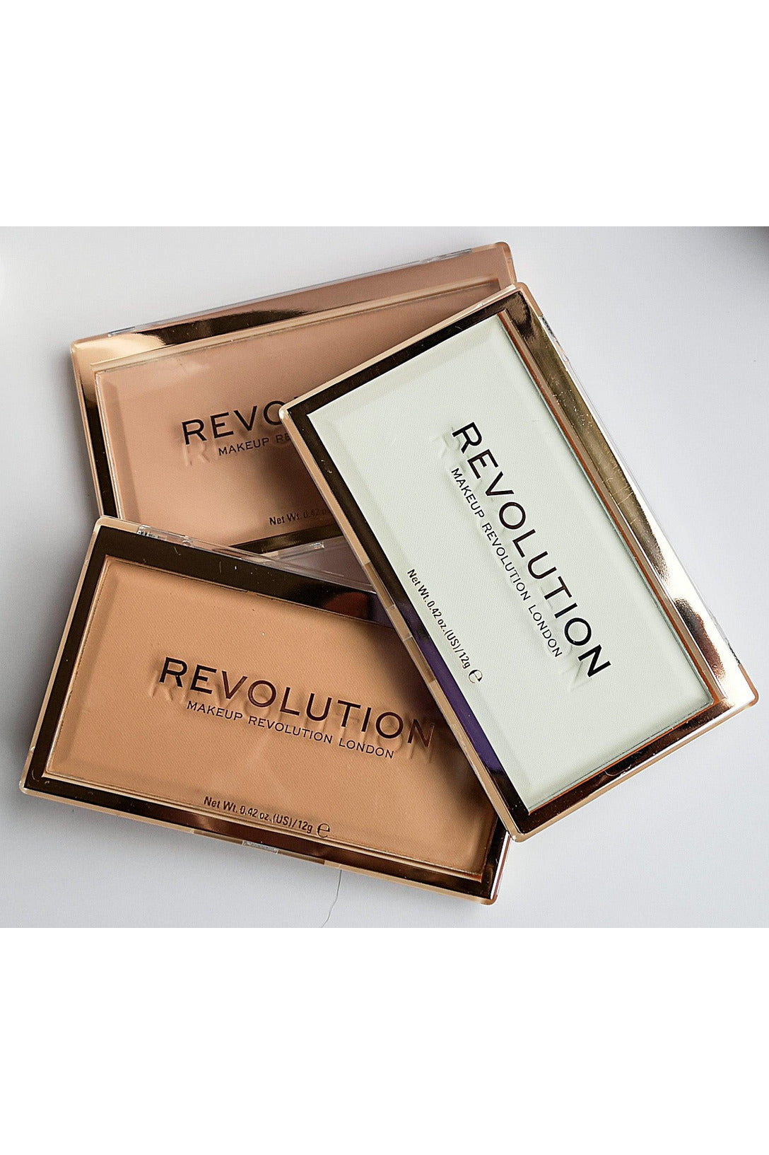 Buy Revolution Matte Base Powder - P0 in Pakistan