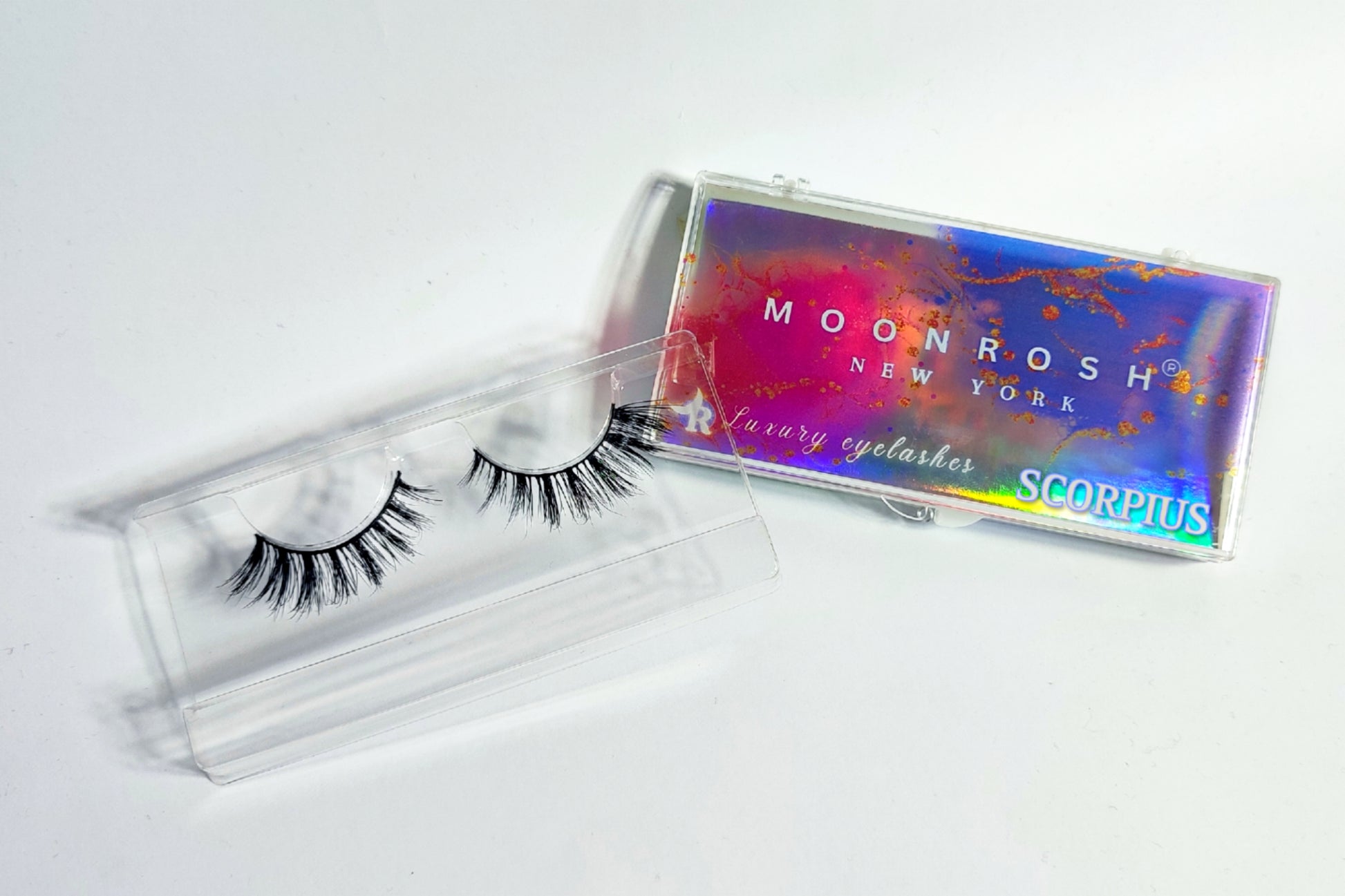 Buy Moonrosh Light Weight Mink Eyelashes - Scorpius in Pakistan