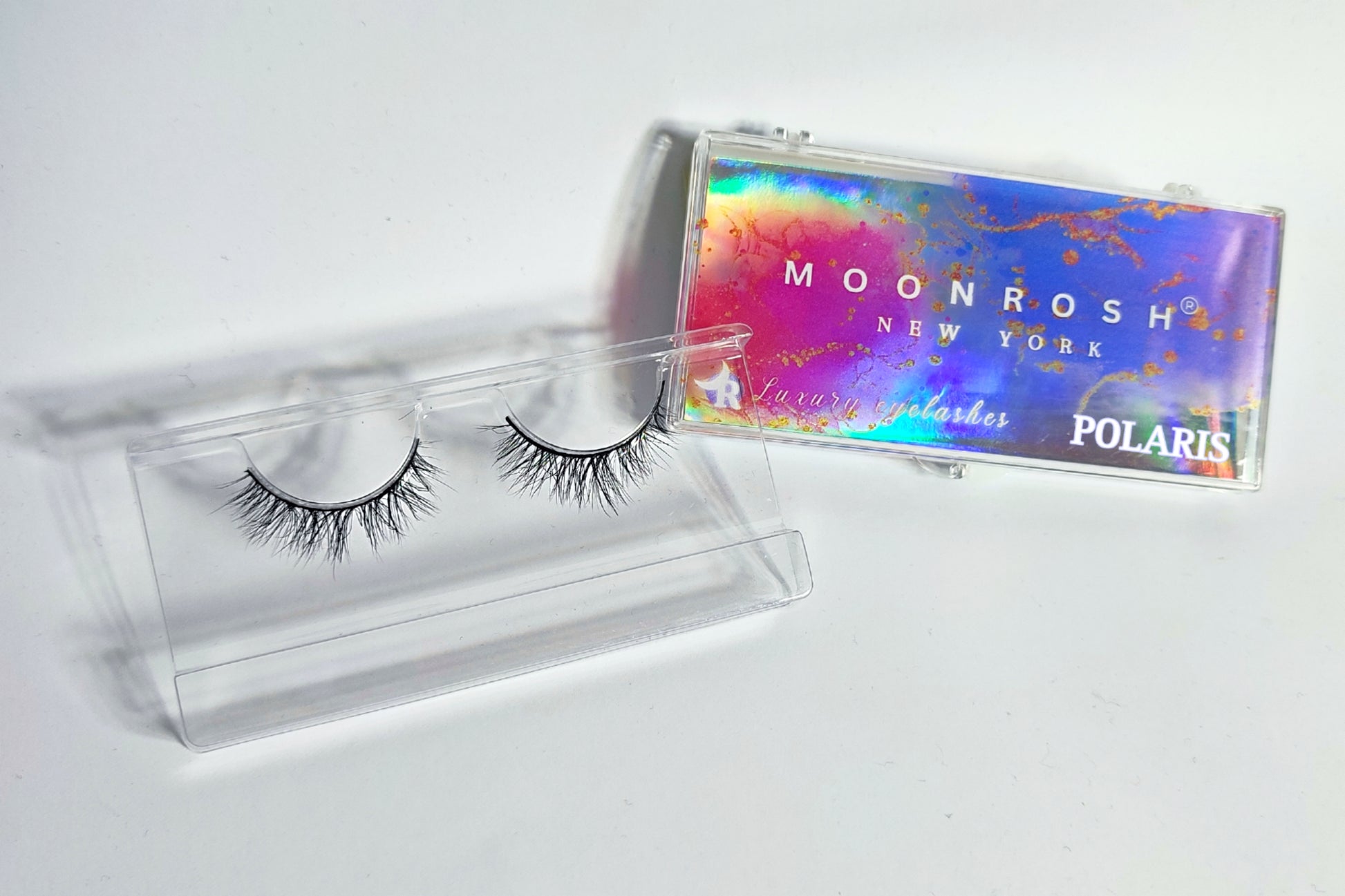 Buy Moonrosh Light Weight Mink Eyelashes - Polaris in Pakistan