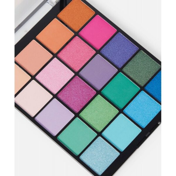 Buy MUA Professional 20 Shade Eyeshadow Palette in Pakistan