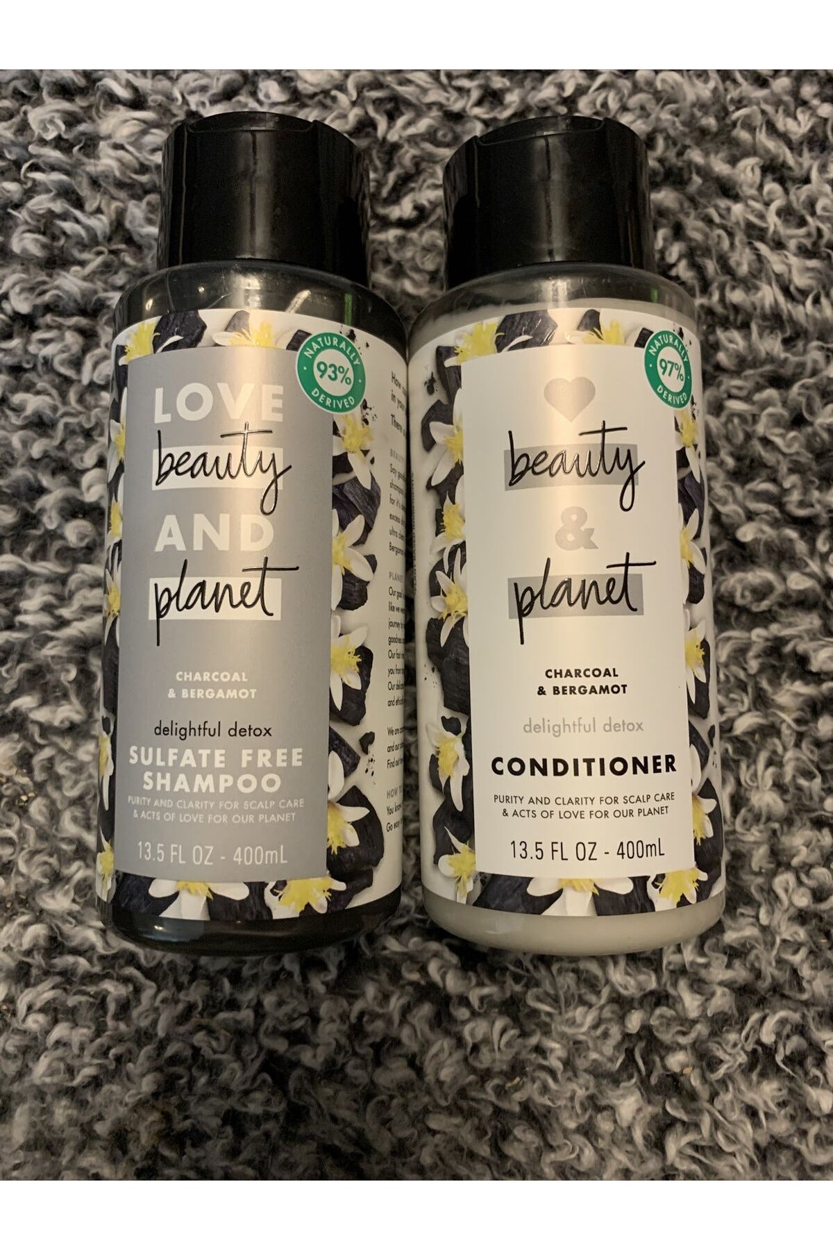 Buy Love Beauty And Planet Shampoo Charcoal & Bergamot - 400ml in Pakistan